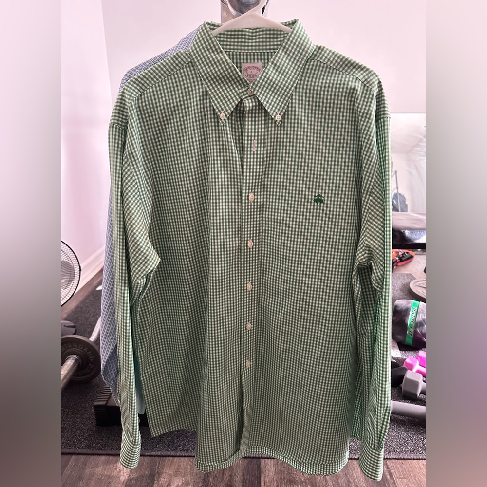 Men’s long sleeve dress shirt button up